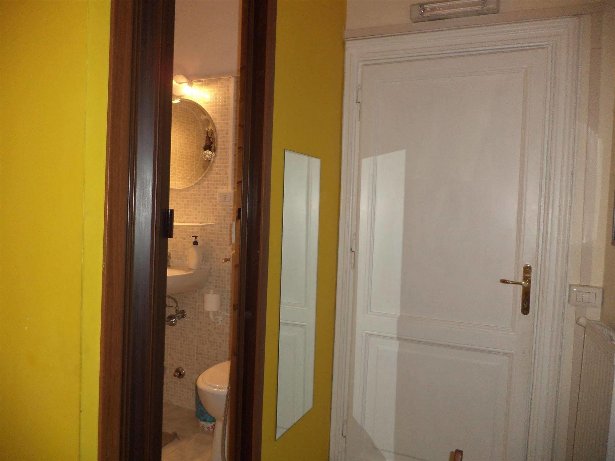 Enjoy Roma Bed and Breakfast Eksteriør billede