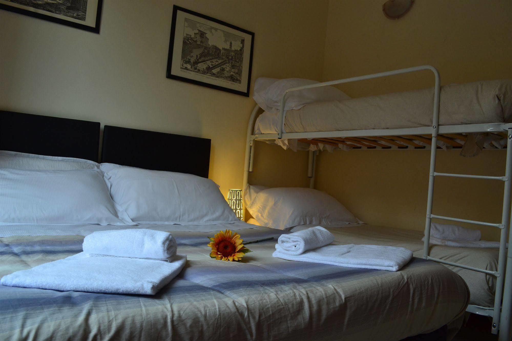 Enjoy Roma Bed and Breakfast Eksteriør billede